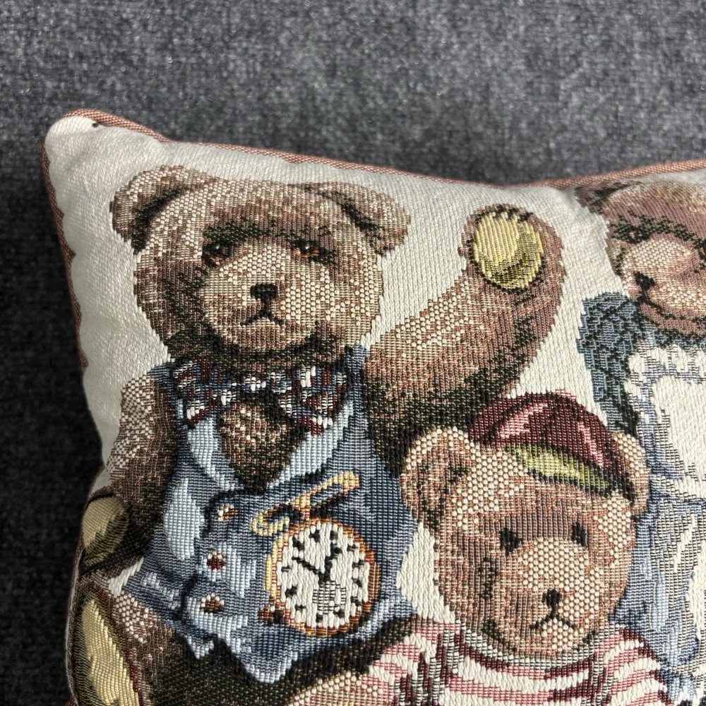 Vintage Dakotah Needlepoint Teddy Bear Throw Pillow 13